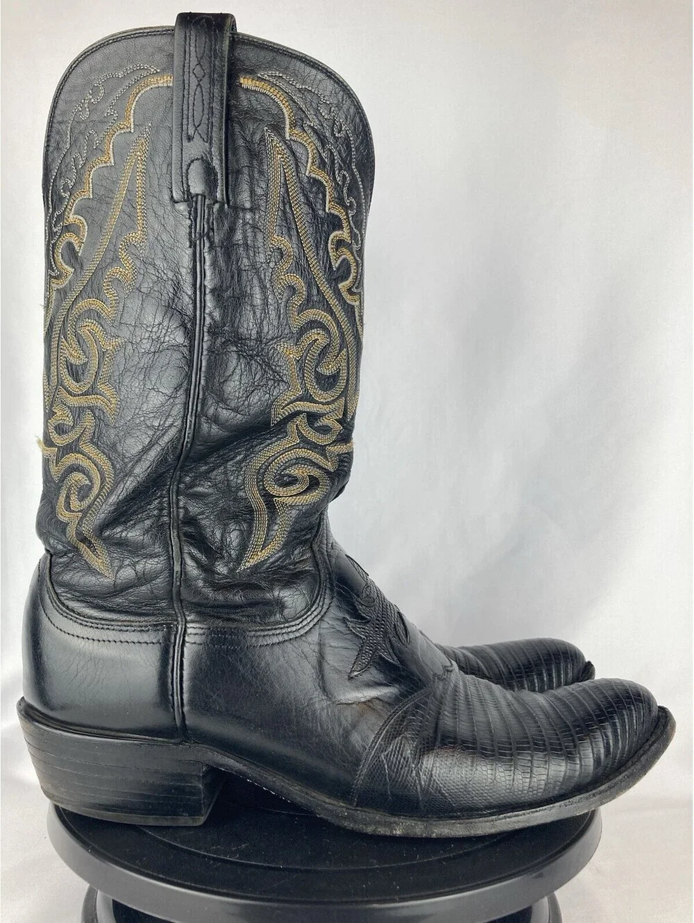 Lucchese beautiful pair